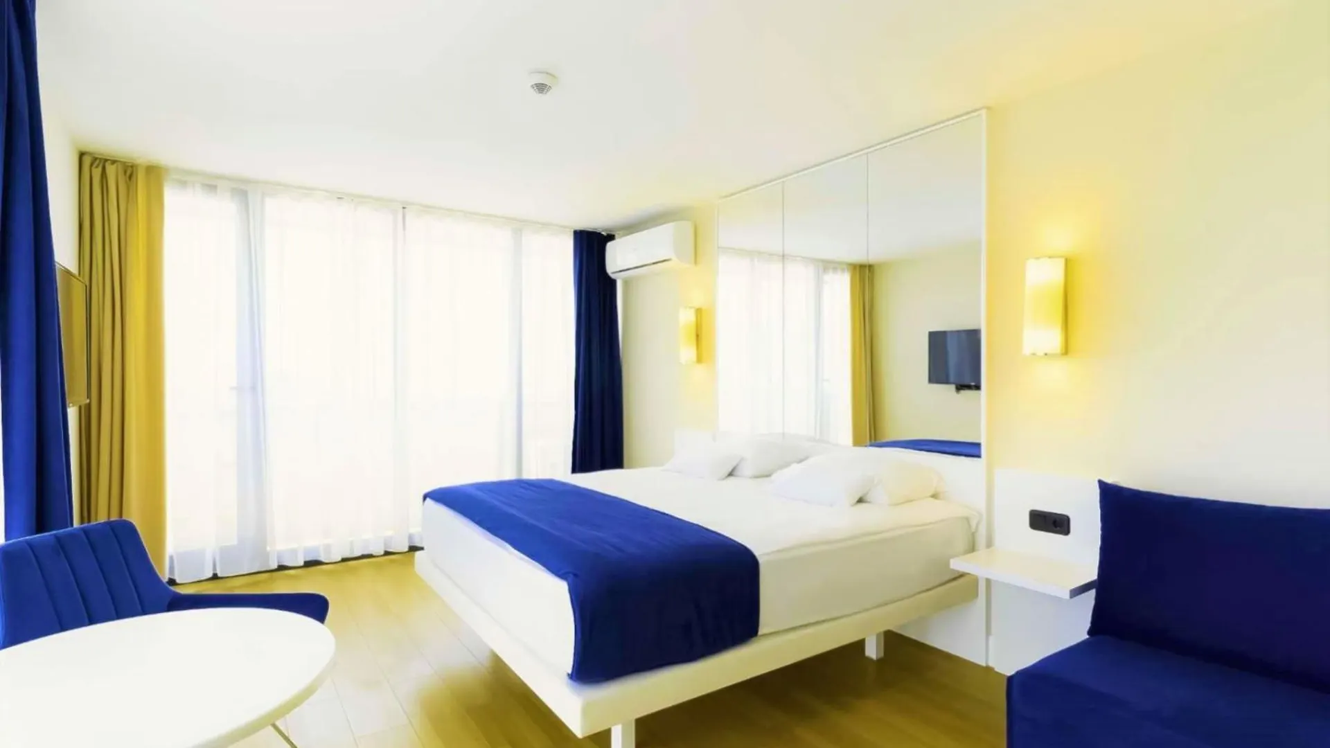 *****  Serene Sea View Aparthotel In Orbi City Batum Gürcistan