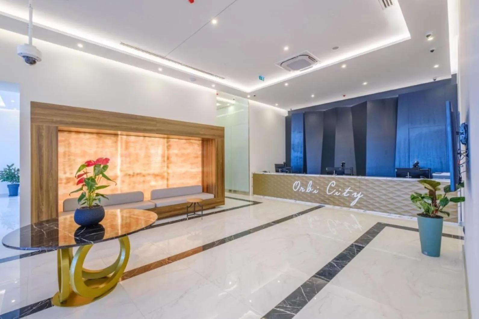Serene Sea View Aparthotel In Orbi City Batum